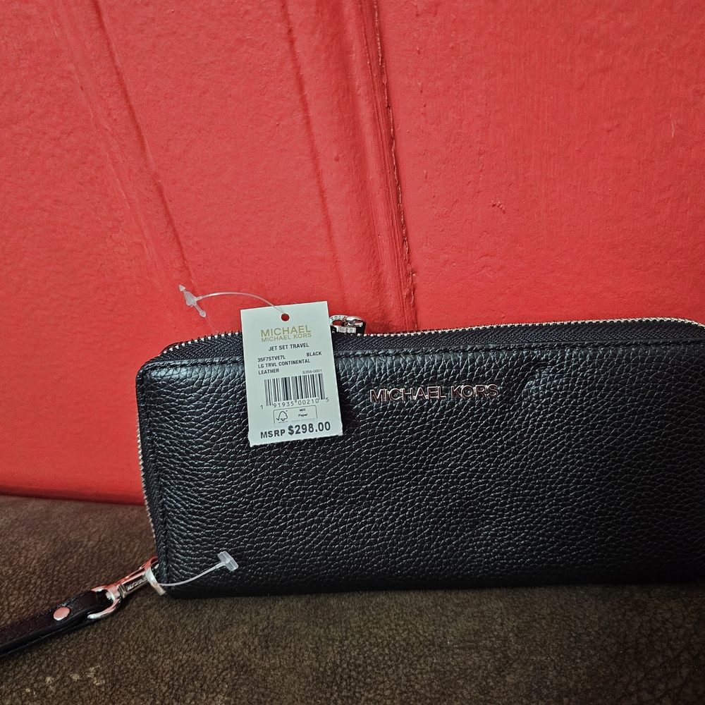 Michael Kors Black Leather Wristlet